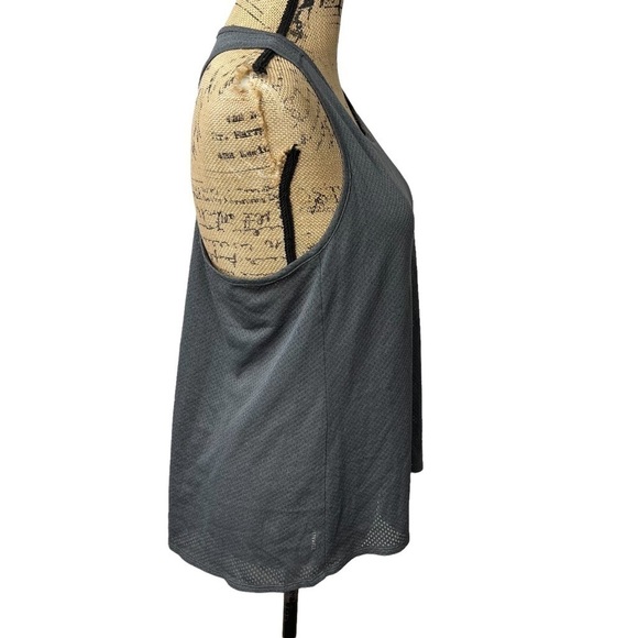 Adidas Keyhole Back Athletic Tank Hi low Lightweight Cover - Picture 8 of 11